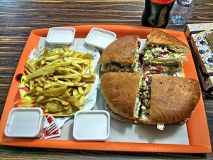 ساندویچ فست فود عطاویچ